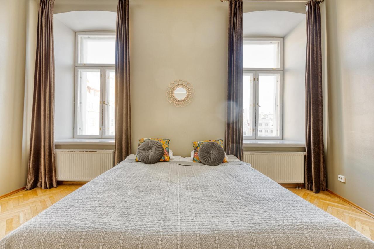 Historic Residence Apartments At Old Town Tallinn Kültér fotó