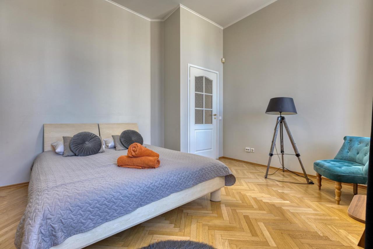 Historic Residence Apartments At Old Town Tallinn Kültér fotó